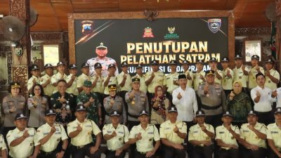 Diklat Satpam Kualifikasi Gada Pratama Angkatan XXXII Resmi Ditutup Kakorbinmas Baharkam Polri
