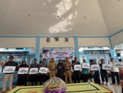 Dorong Usaha Mikro Terus Berkembang, Pemkab Bojonegoro Beri Bantuan Gerobak Bagi Penjual Serabi