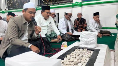 Buka Kelambu Sunan Pojok : Tradisi Sakral yang Sukses Putar Roda Ekonomi Blora