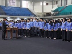 Bupati Bojonegoro Pimpin Prosesi Sumpah 571 PNS, Ingatkan Integritas dan Tugas Layanan Publik