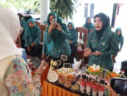 Ibu-ibu PKK Purwosari Unjuk Kreasi Menu Sehat Berbahan Telur Gayatri, Perkuat Ketahanan Pangan