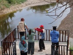 Melihat Keunikan Geosite Kedung Lantung, Sumber Rembesan Minyak Bumi di Sugihwaras-Bojonegoro