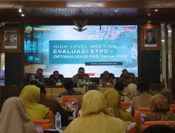 Dorong Kemandirian Fiskal, Bupati Arief Rohman Minta OPD Gali Potensi Pendapatan Baru