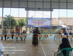 Hadir di Parenting, Ketua KPAI Bojonegoro Motivasi Wali Murid SMKN Kasiman