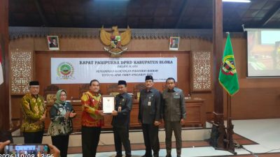 DPRD Blora Gelar Paripurna Raperda APBD 2027, Bupati Arief Rohman Paparkan Postur Anggaran 2,2 Triliun