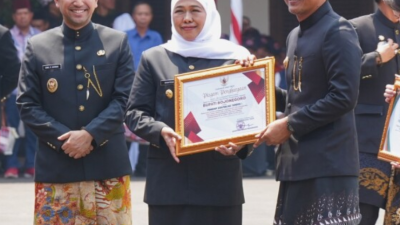 Bupati Bojonegoro Raih Penghargaan Pembina Siskamling Terbaik Tingkat Provinsi Jatim